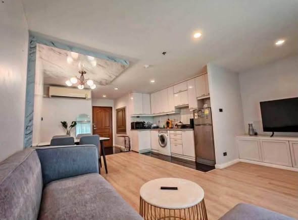 living room of Baan Pathumwan Condominium