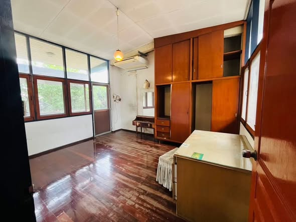 room interior of บ้านปรีดี ที่พักรายเดือน (Baan​ Pridi)