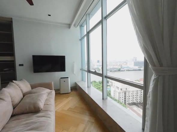 bedroom of Baan Sathorn Chao Phraya