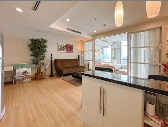 living room of Baan Sathorn Chao Phraya