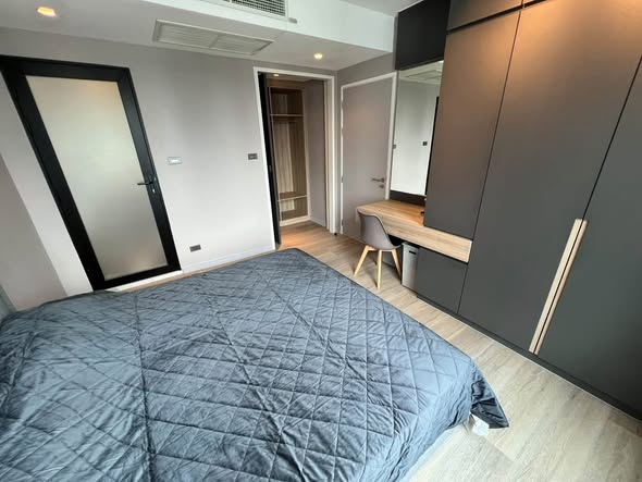 bedroom and room interior of Baan Siri Twenty Four