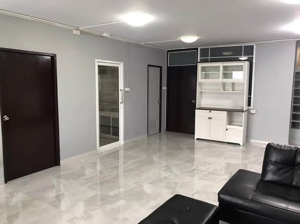 room interior of Bangkhae Condo Town