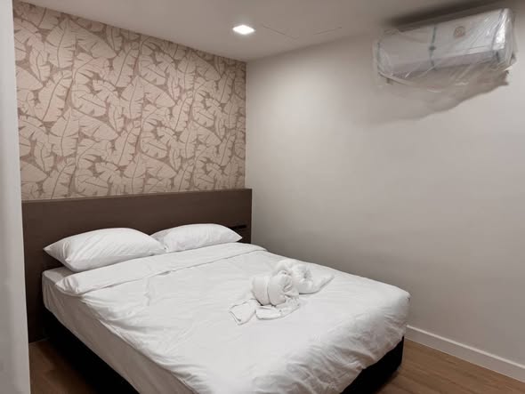 bedroom of Bangkok dream apartments on Riverside