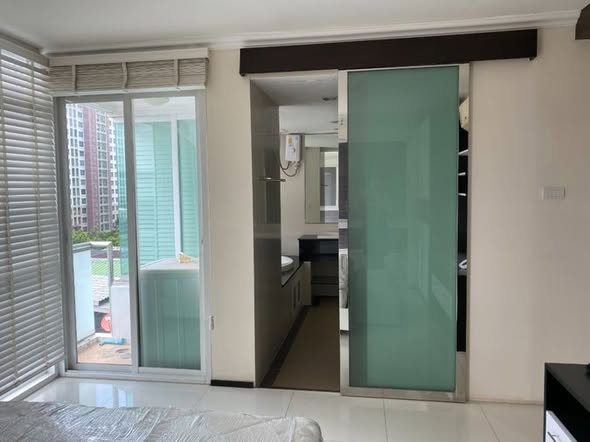 room interior of Bangkok Feliz