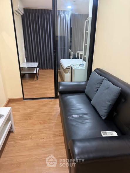 bedroom of Bangkok Feliz Sathon-Taksin