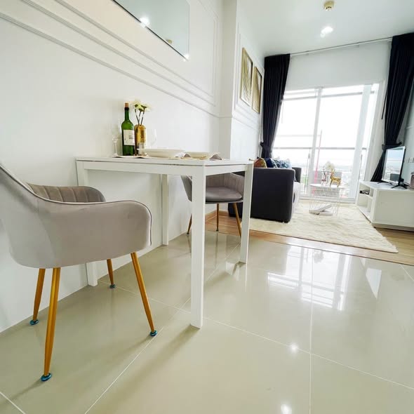 living room and room interior of Bangkok Horizon Ratchada-Thapra