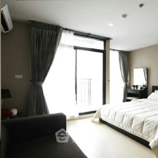 bedroom of Bangkok Horizon Sathon