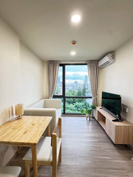 living room of Beat sukhumvit sale gallery
