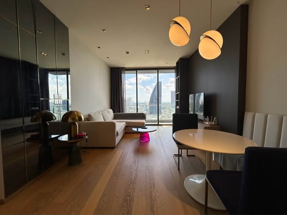 living room of BEATNIQ