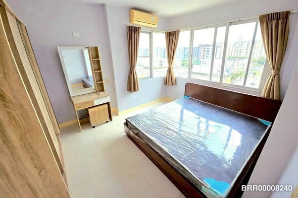 bedroom of คอนโดบ้านสวนลาซาล