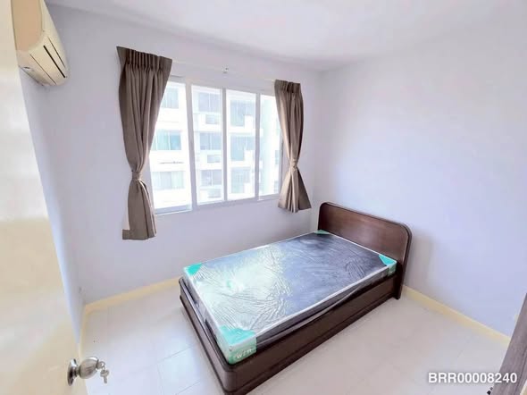 bedroom of คอนโดบ้านสวนลาซาล