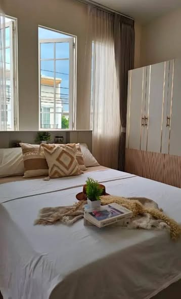 bedroom of โกลเด้น ทาวน์ รามอินทรา-คู้บอน