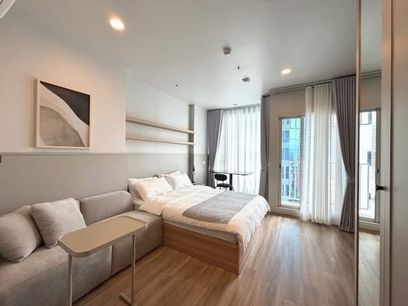 bedroom and room interior of แอ็บสแตร็กส์ พหลโยธิน พาร์ค (อาคาร เอ)