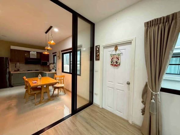 bedroom and room interior of โครงการเทียรา วงแหวนฯ-เทพารักษ์