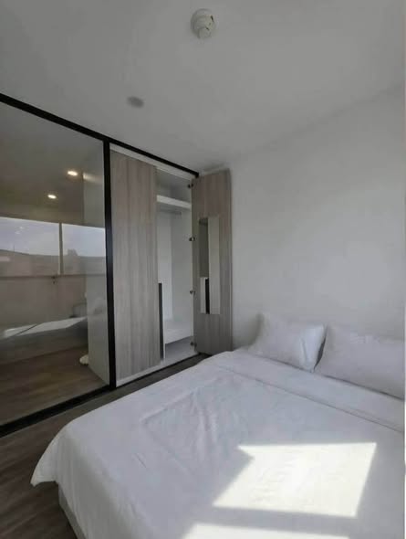 bedroom and room interior of เสนาคิทท์ สำโรง อินเตอร์เชนจ์ (สำนักงานขาย)