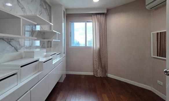 bedroom of Belle Grand Rama 9