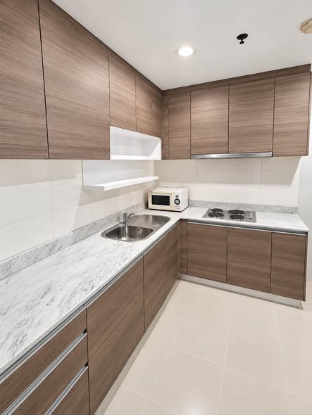 kitchen of Belle Grand Rama 9