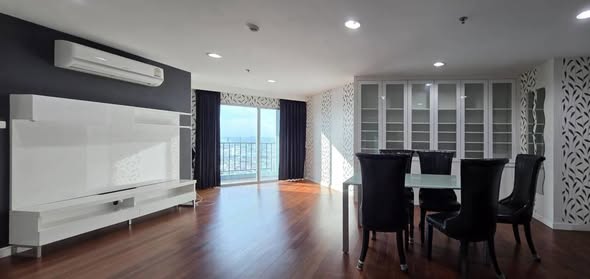 living room of Belle Grand Rama 9