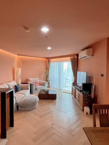 living room of Belle Grand Rama 9