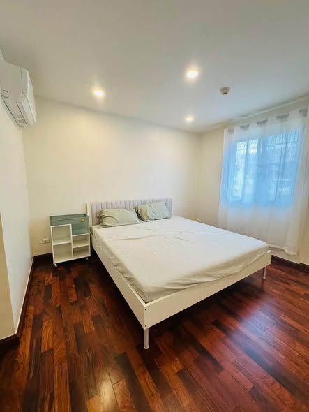 bedroom of Belle Park Residence