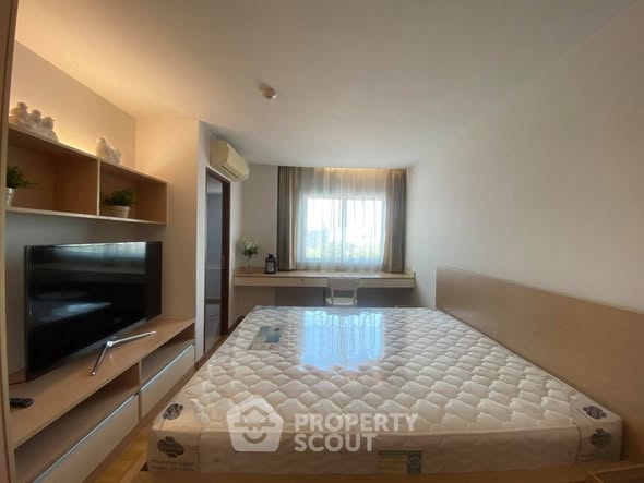 bedroom of Blocs 77