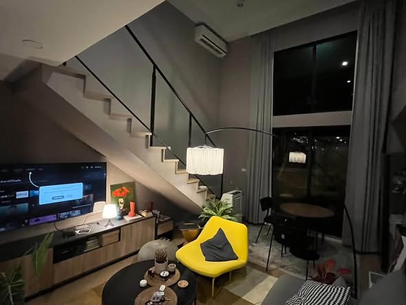 living room of Blossom Condo Sathon-Charoen Rat
