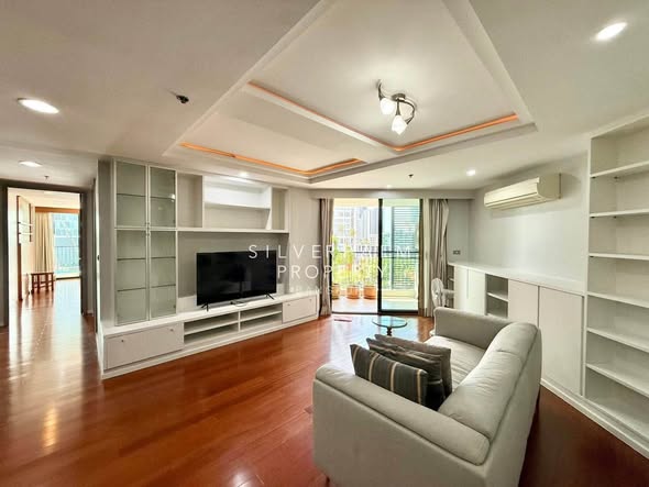 living room and room interior of Bright Wongwian Yai