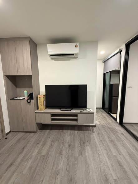 room interior of Brixton Pet&Play Phahol 50 Station