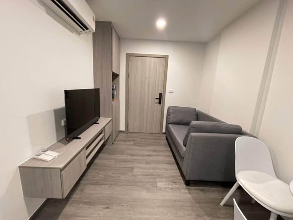 room interior of Brixton Pet&Play Phahol 50 Station