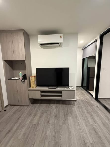 room interior of BRIXTON Pet&Play Sukhumvit107