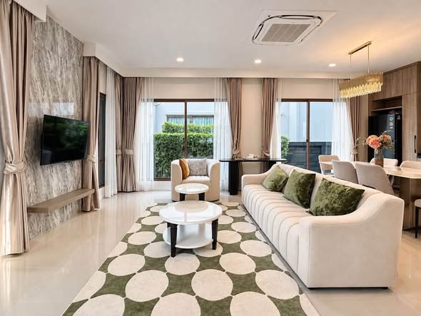 bedroom and living room of Burasiri Krungthep Kreetha