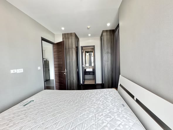 bedroom of C Ekkamai Condominium
