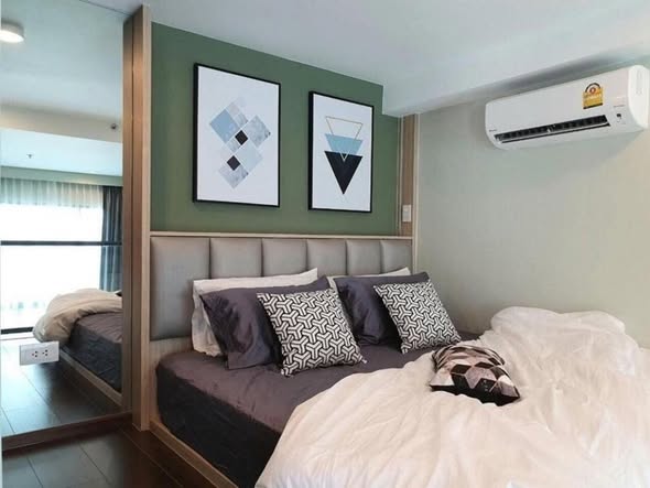 bedroom of C Ekkamai Condominium