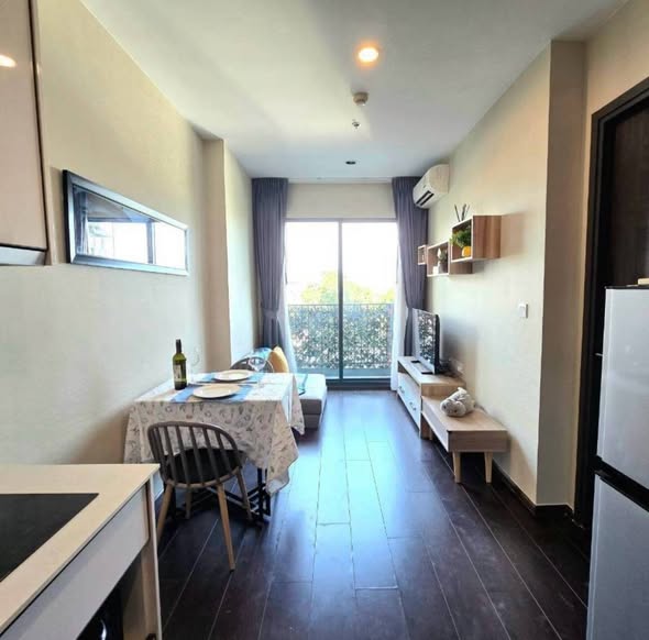 C Ekkamai Condominium