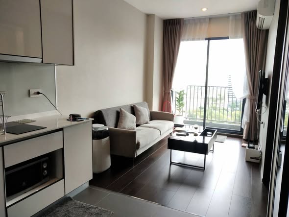 C Ekkamai Condominium