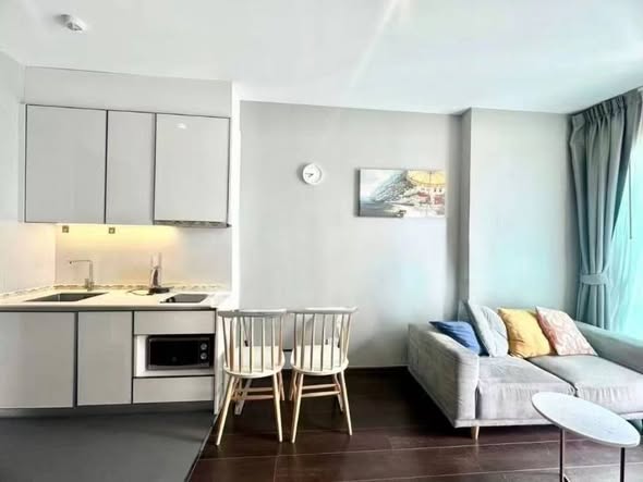 living room of C Ekkamai Condominium