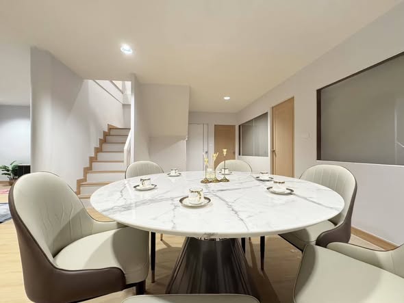 living room and room interior of Casa Grand Taksin House Rama 2 – Chom Thong | Q House