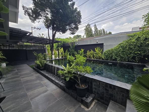 Casa Luxe Pool Villa