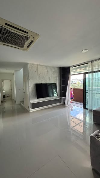 คาซ่าวิลล์ วงแหวน-รามอินทรา (Casa Ville Wongwaen-Ramintra)