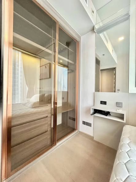 bedroom and room interior of Celes Asoke