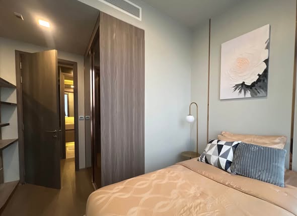 bedroom and room interior of Celes Asoke