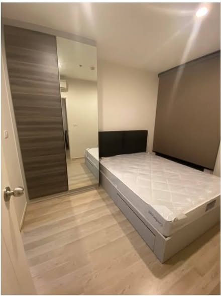 bedroom and room interior of Centric Huai Khwang Station