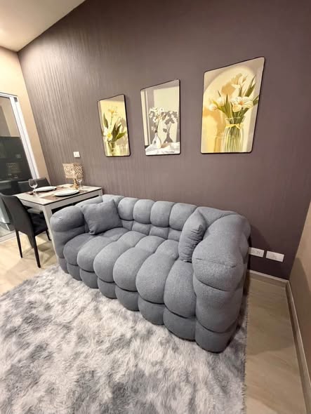 living room of Centric Huai Khwang Station