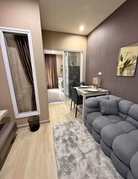 living room and bedroom of Centric Huai Khwang Station