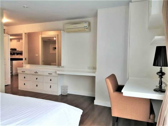 bedroom of Centric Place