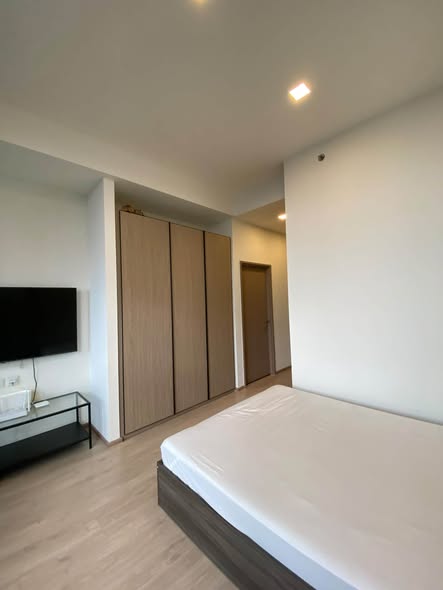 bedroom and room interior of Centric Ratchayothin