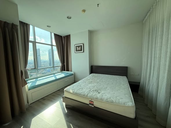 bedroom of Centric Sathon-St Louis