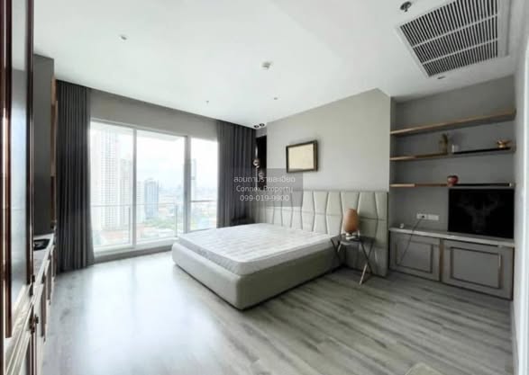 bedroom of Centric Sathon-St Louis