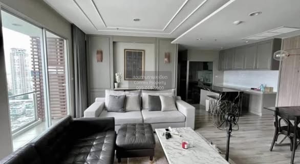 bedroom and living room of Centric Sathon-St Louis