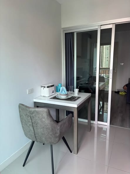 room interior of Centric Sathon-St Louis
